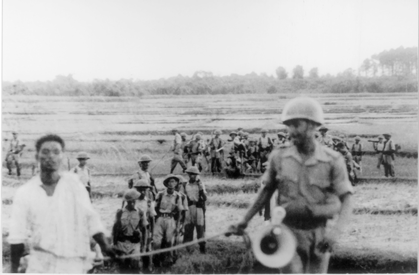 Police raid at Naxalbari, 1967